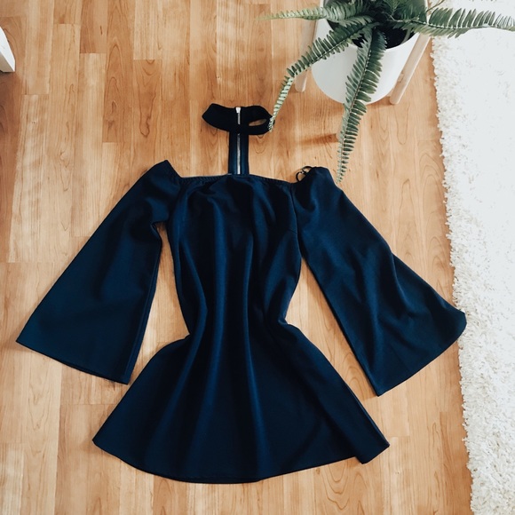 Missguided Dresses & Skirts - Misguided Navy dress